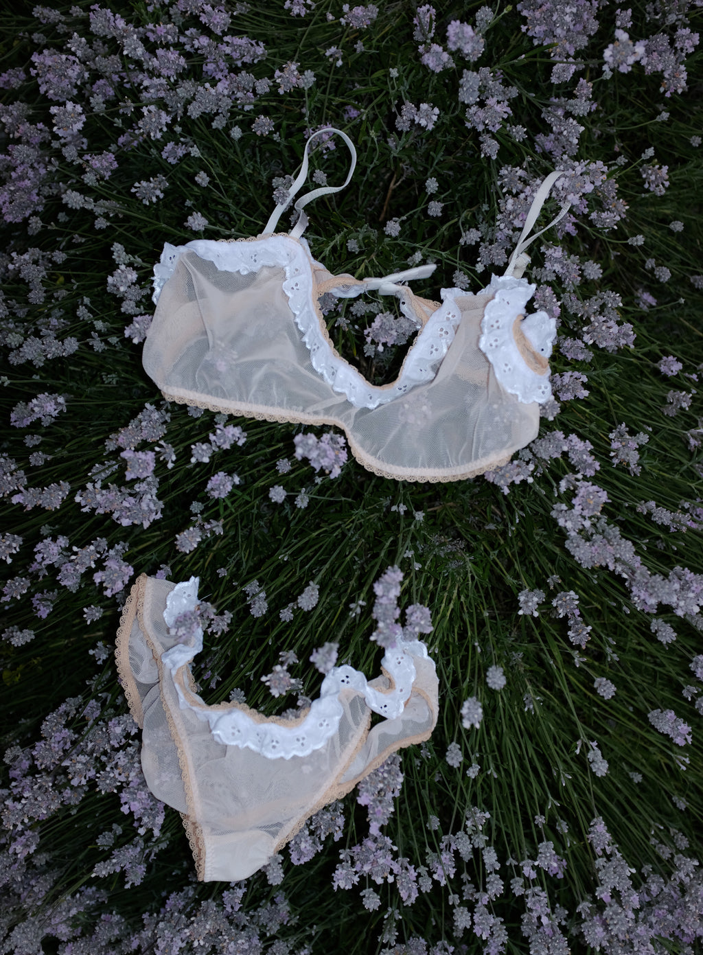 Dulcie set