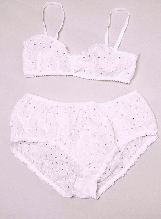 White cotton underwear set