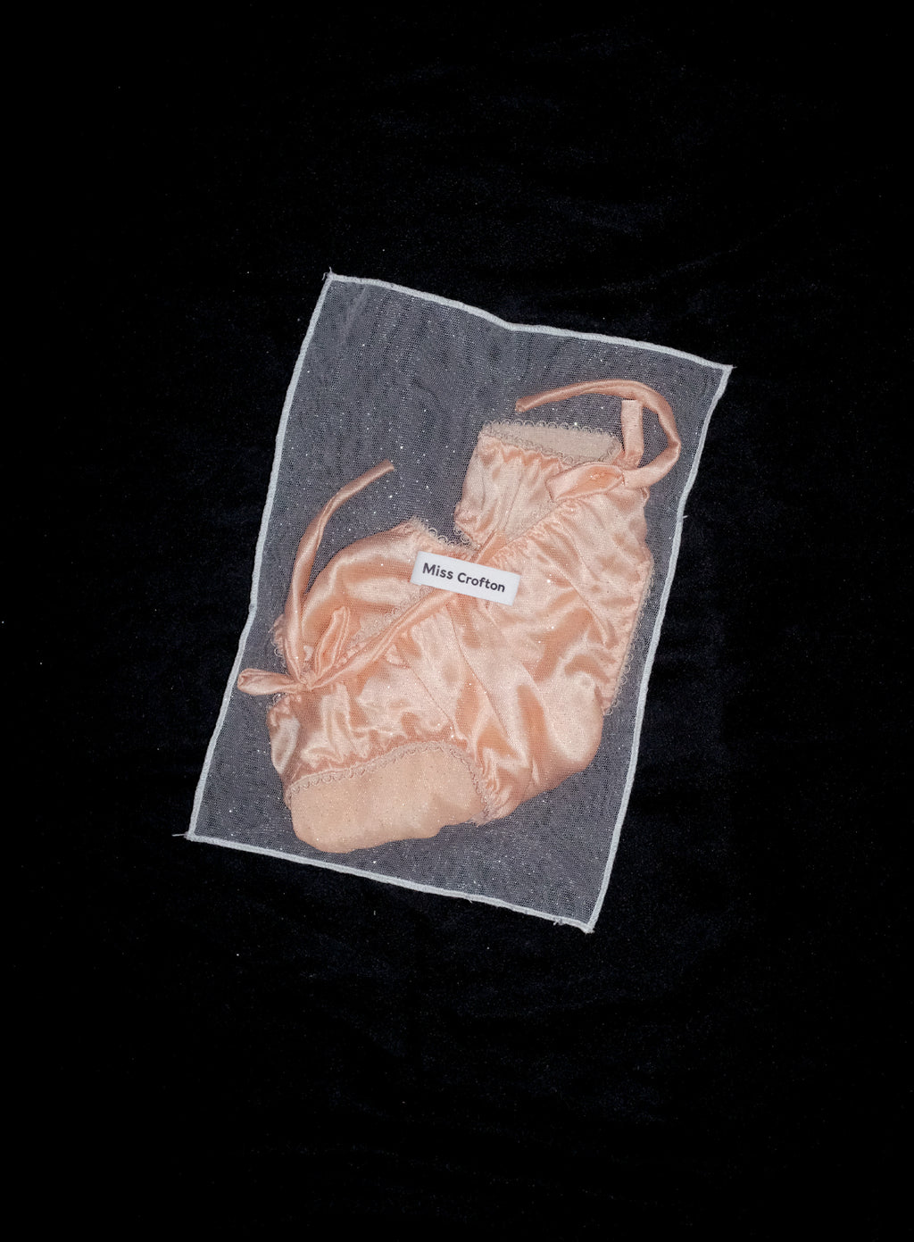 Hold me - Peach satin bow bra