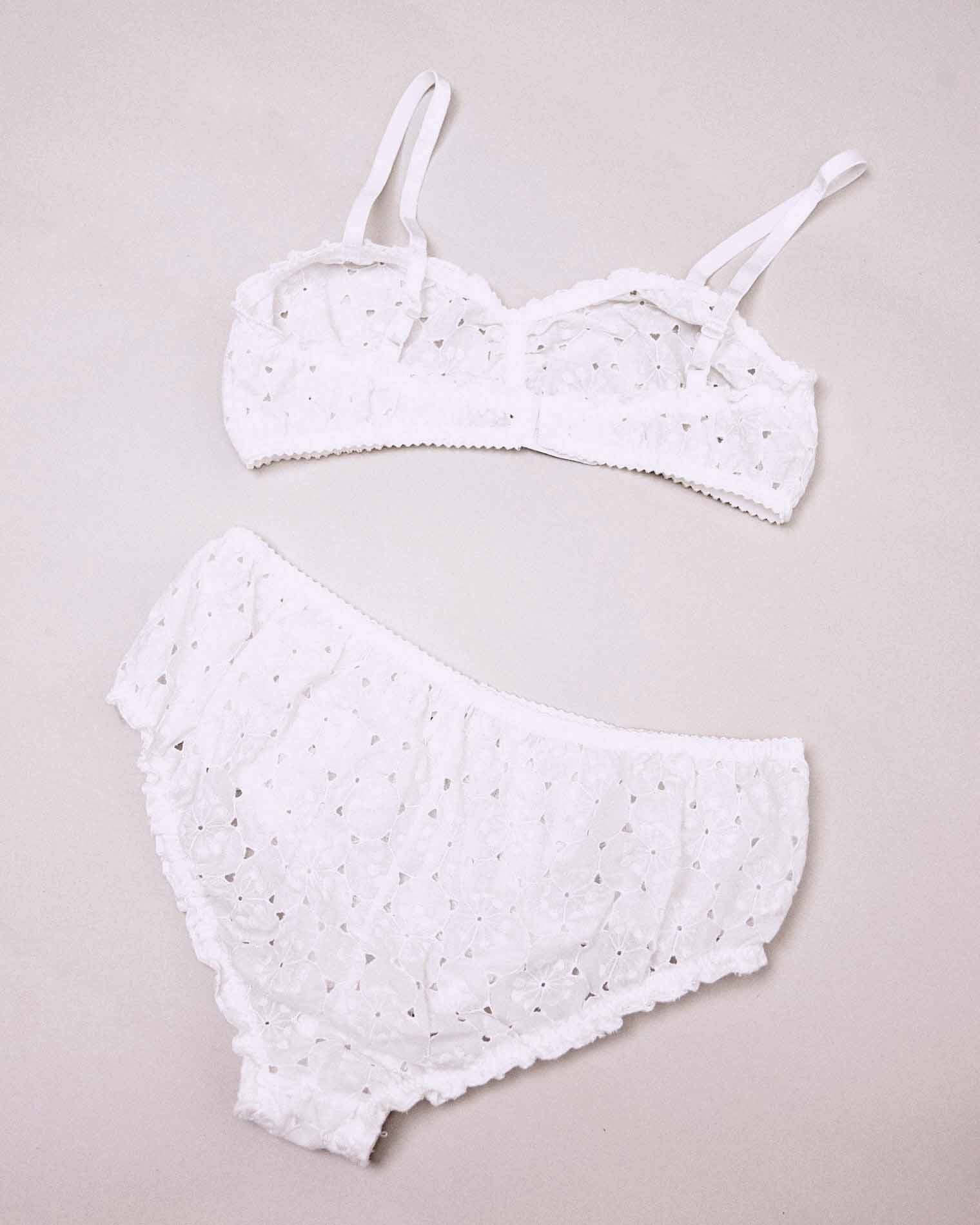 White cotton underwear set