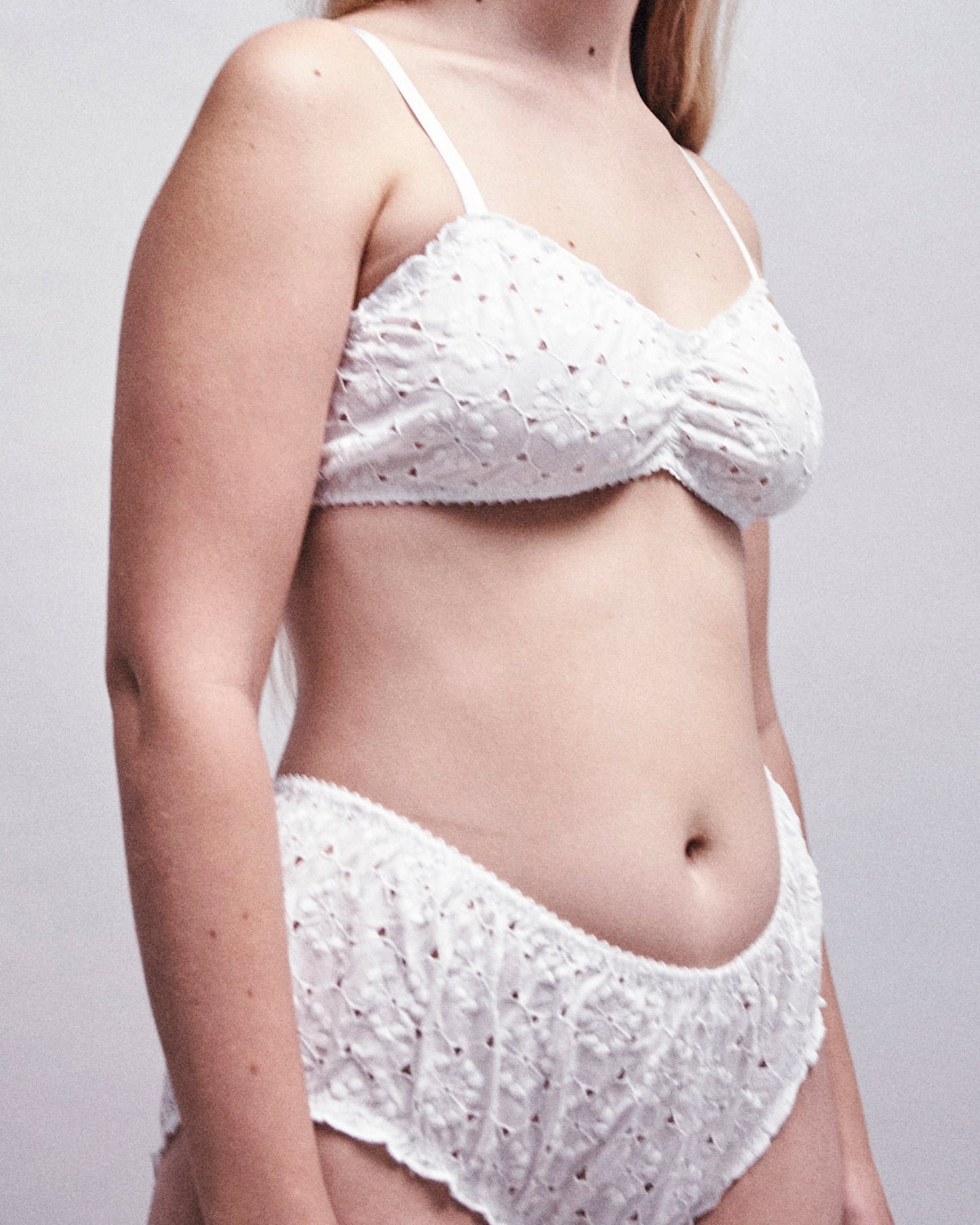 White cotton underwear set
